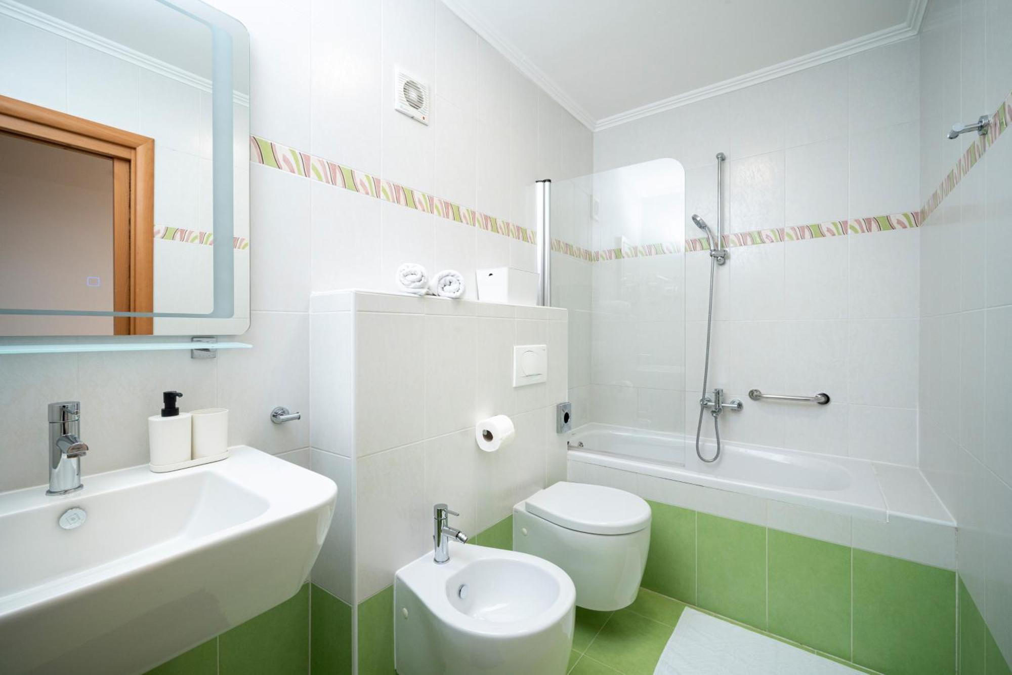 Humagum Sea View Apartment - Garden Palace Umag Buitenkant foto