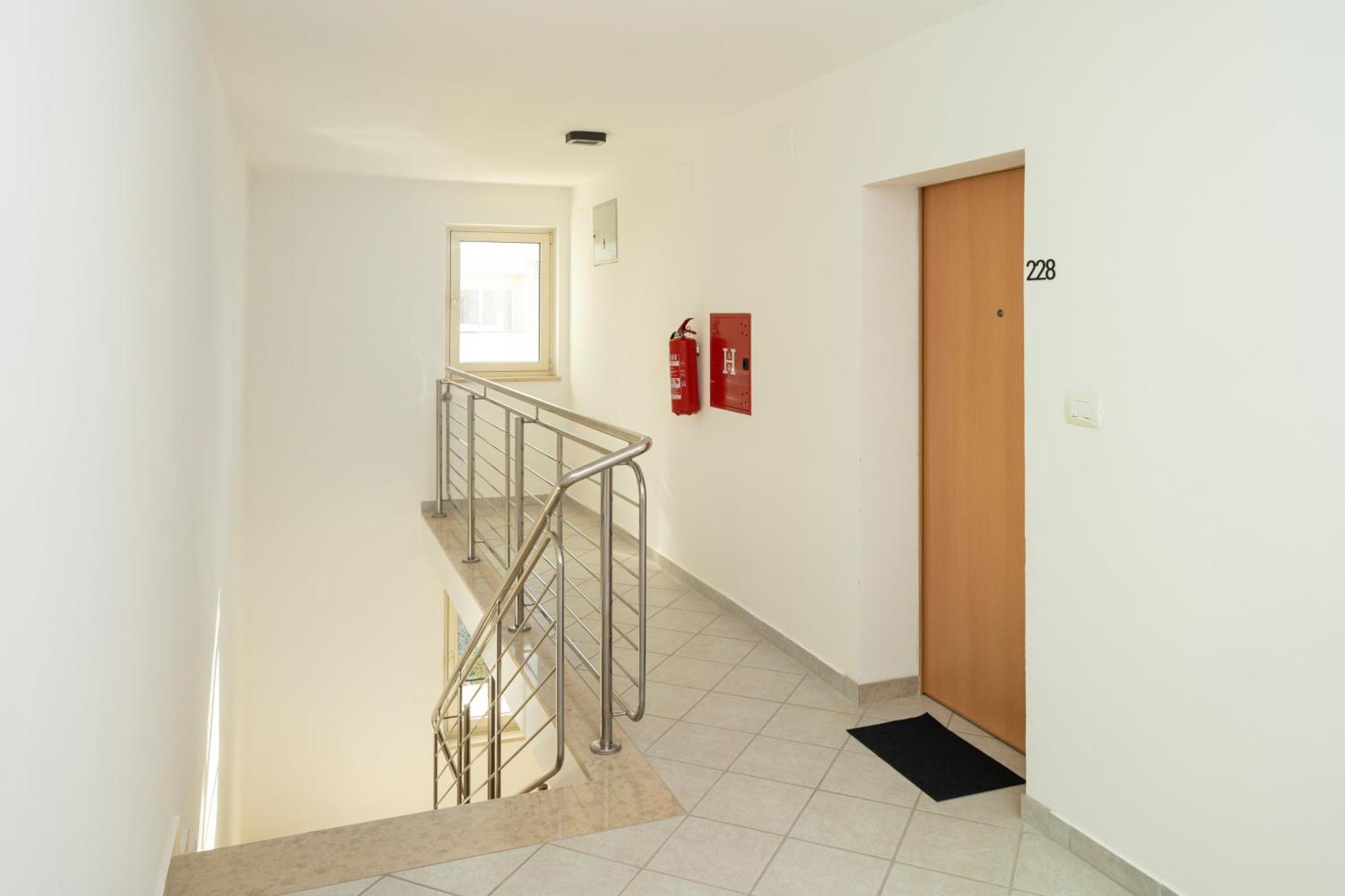 Humagum Sea View Apartment - Garden Palace Umag Buitenkant foto