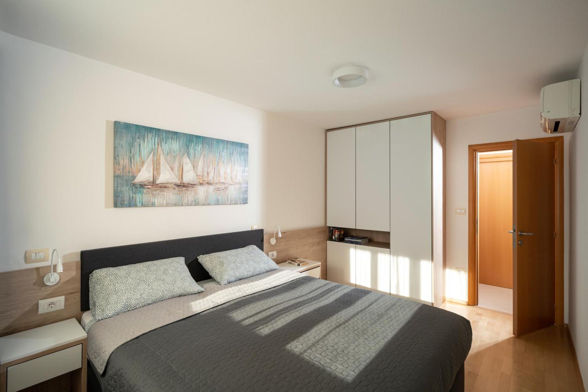Humagum Sea View Apartment - Garden Palace Umag Buitenkant foto