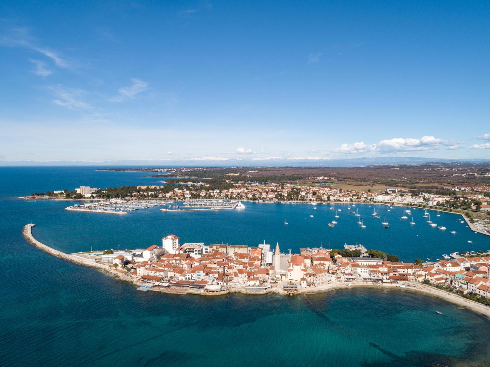 Humagum Sea View Apartment - Garden Palace Umag Buitenkant foto