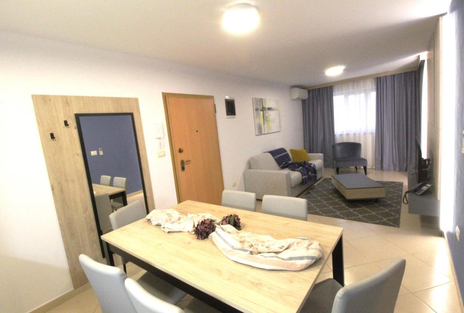 Humagum Sea View Apartment - Garden Palace Umag Buitenkant foto
